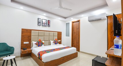 FabHotel Evergreen Room Type - Deluxe Room