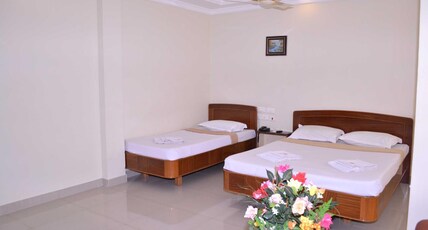 Susee Park Room Type - Deluxe Triple Room