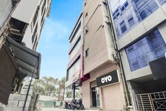 Hotel O Royal Galaxy