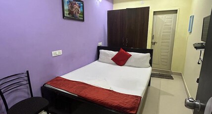 NIMANTRAN HOTEL Room Type - DOUBLE BED AC