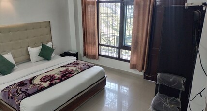 Green Forest View Shimla - Mountain View Hotel Room Type - Family Room With Mountain view Green Forest View Shimla - Mountain View Hotel Room Type - Family Room With Mountain view