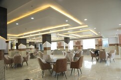 Captain Hotel & Restaurant