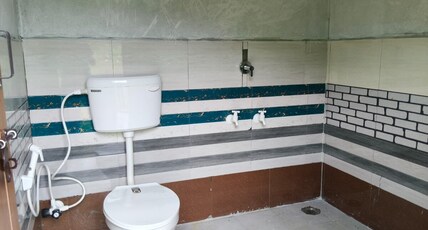 Lavis Home stay Room Type - 12 bedroom property