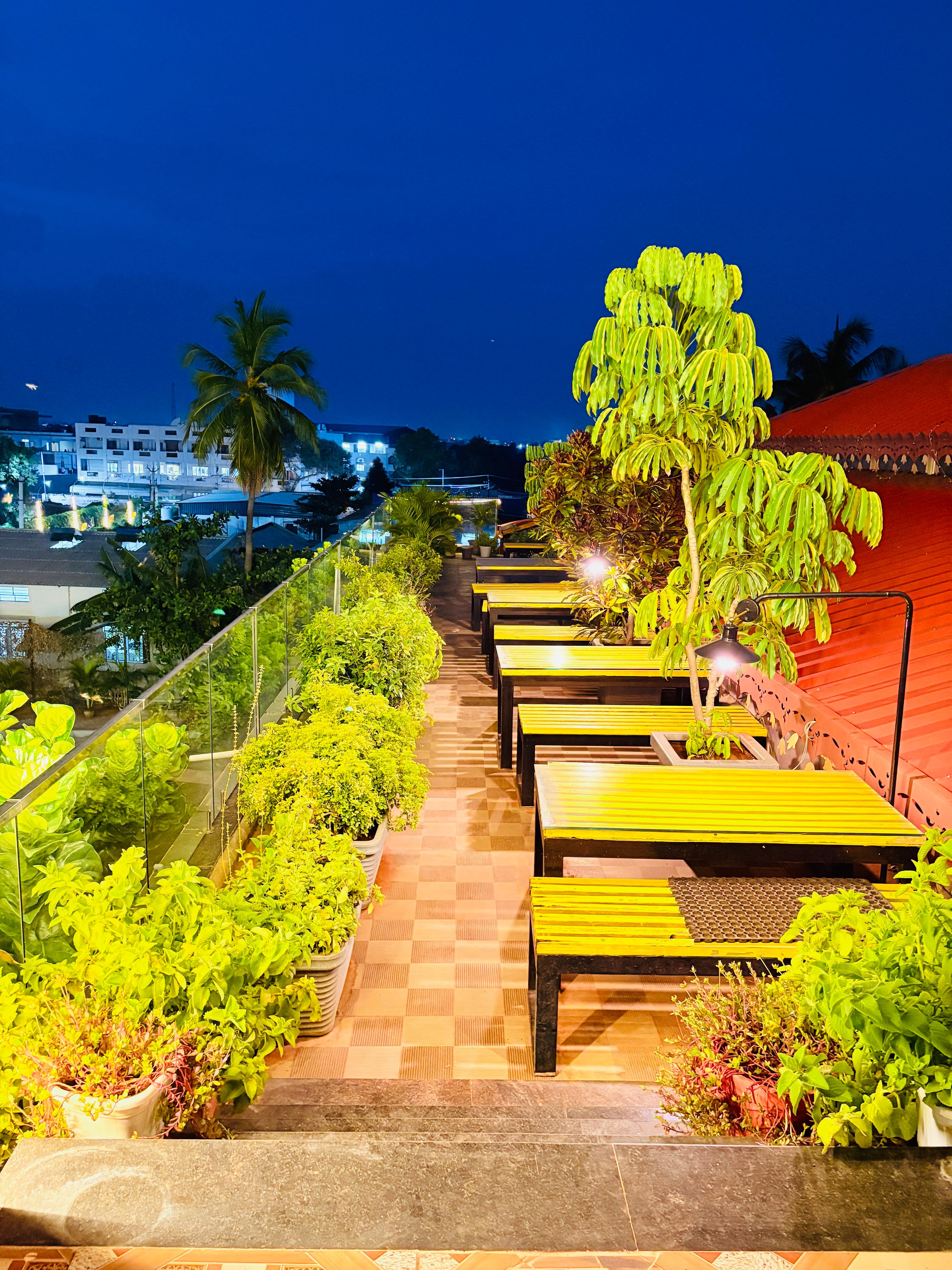 WOW Hotel - Tap to explore photos