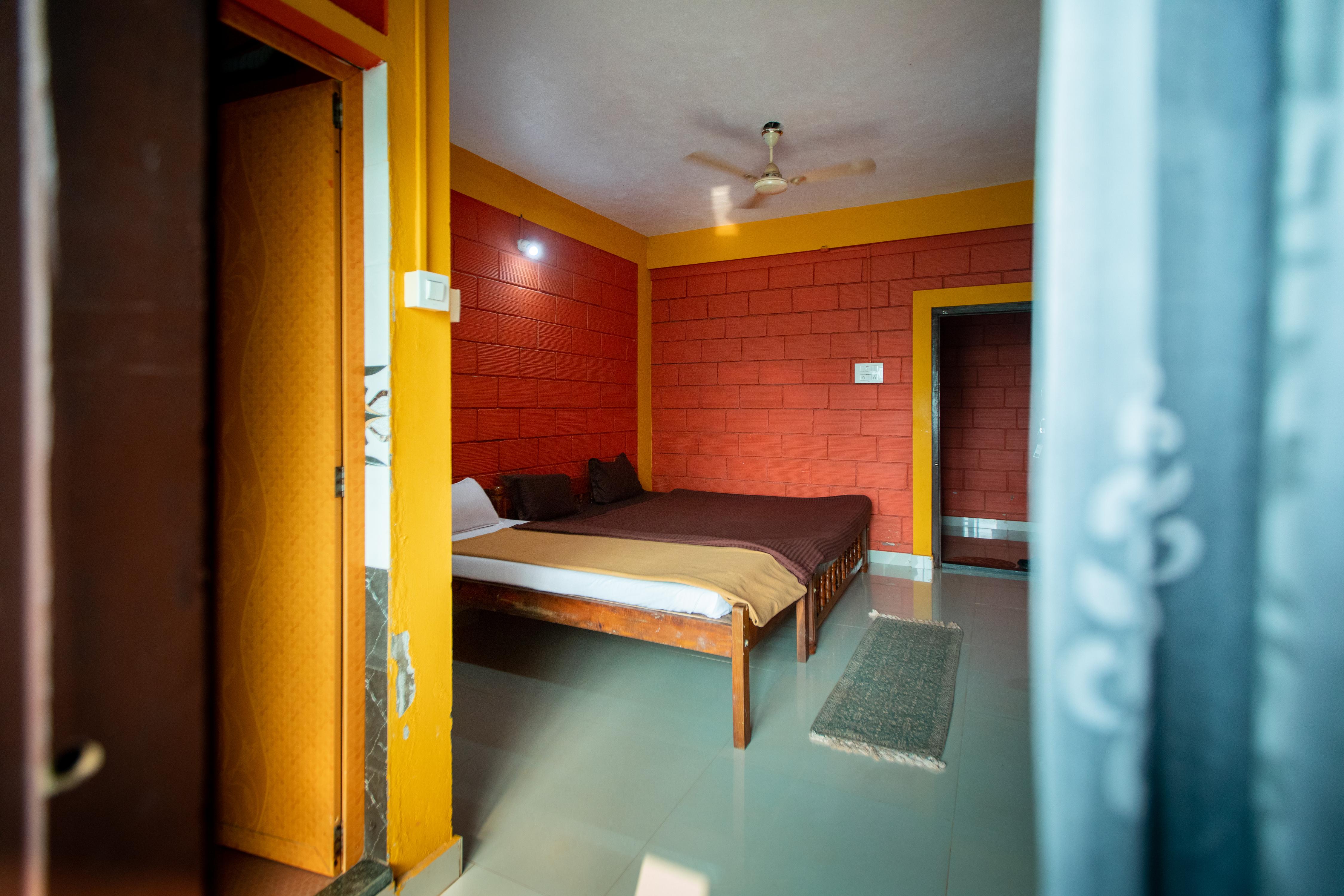Shanti Krishna Residency | Rooms & Restaurant - Tap to explore photos