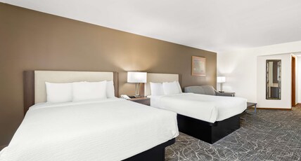 Best Western West Towne Suites Room Type - 2 Queen Beds, Non-Smoking, High Speed Internet Access, Third Bed Is A Sofabed, Microwave And Refrige Best Western West Towne Suites Room Type - 2 Queen Beds, Non-Smoking, High Speed Internet Access, Third Bed Is A Sofabed, Microwave And Refrige