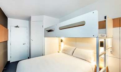 ibis budget Enfield Room Type - Queen Bed and Single Bunk Bed ibis budget Enfield Room Type - Queen Bed and Single Bunk Bed