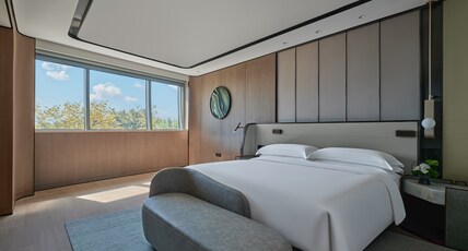InterContinental Shanghai Harbour City, an IHG Hotel Room Type - Standard Room