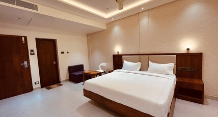 CHITRA GRAND Room Type - Super Deluxe Room