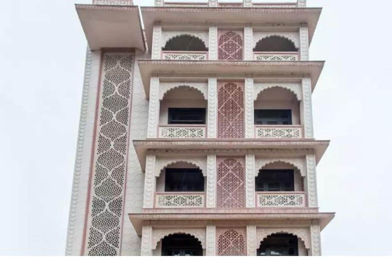 Hotel Surya Garh - Tap to explore photos