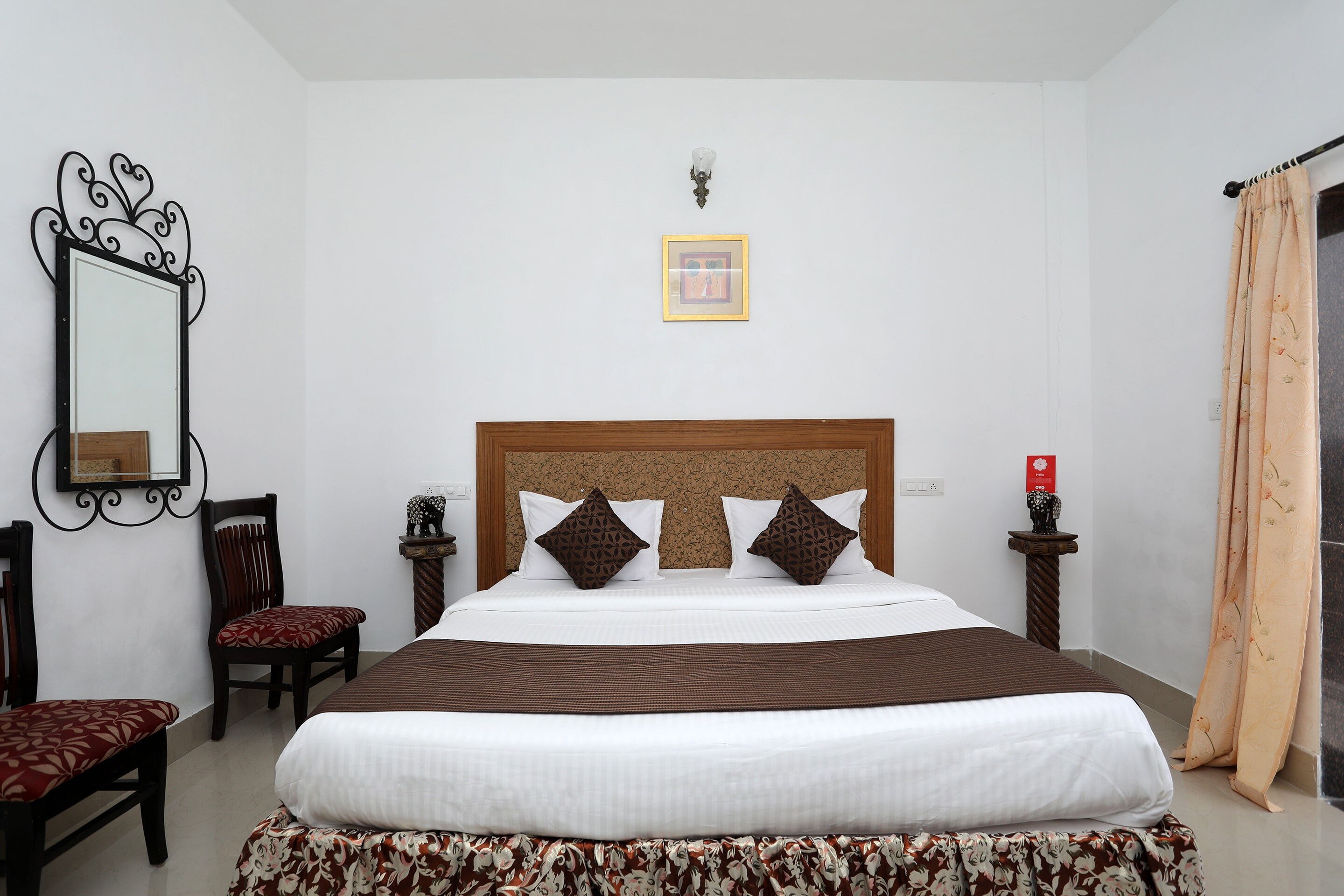 Hotel O Home Home Modern Stay - Tap to explore photos