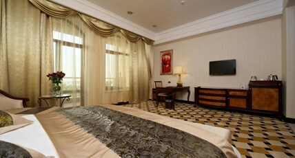 Royal Tulip Hotel Room Type - Superior King room