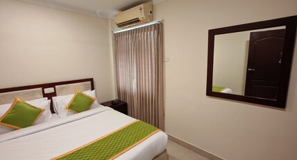 Hotel Geetha International Room Type - Suite Room AC