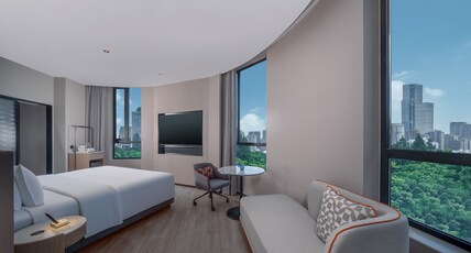 SHANGHAI ON THE BUND Room Type - 1 Bedroom Suite City View