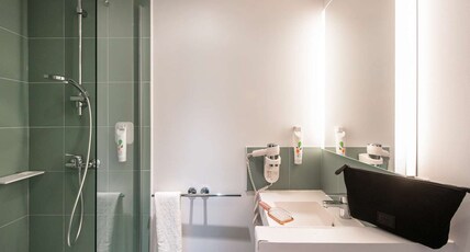 Ibis Styles Nice Centre Gare Room Type - Standard Room with two single beds