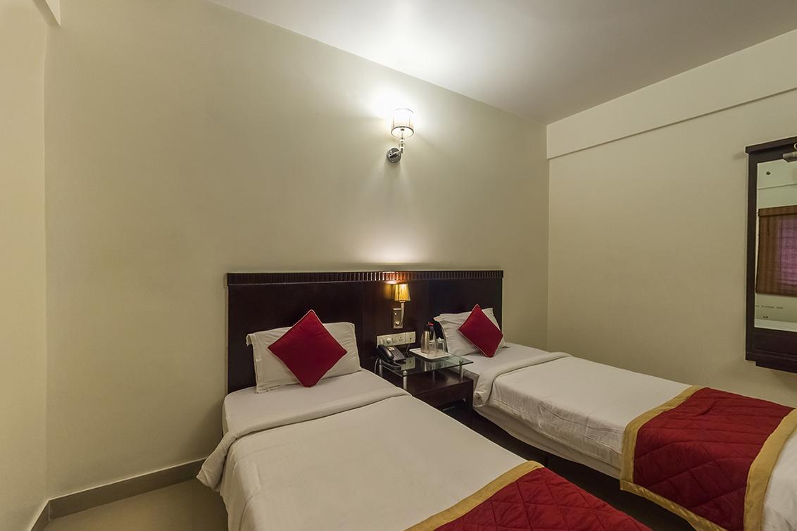 Hotel Amshi International - Tap to explore photos
