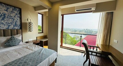 Titanic Boutique Hotel Room Type - Standard Room with Balcony