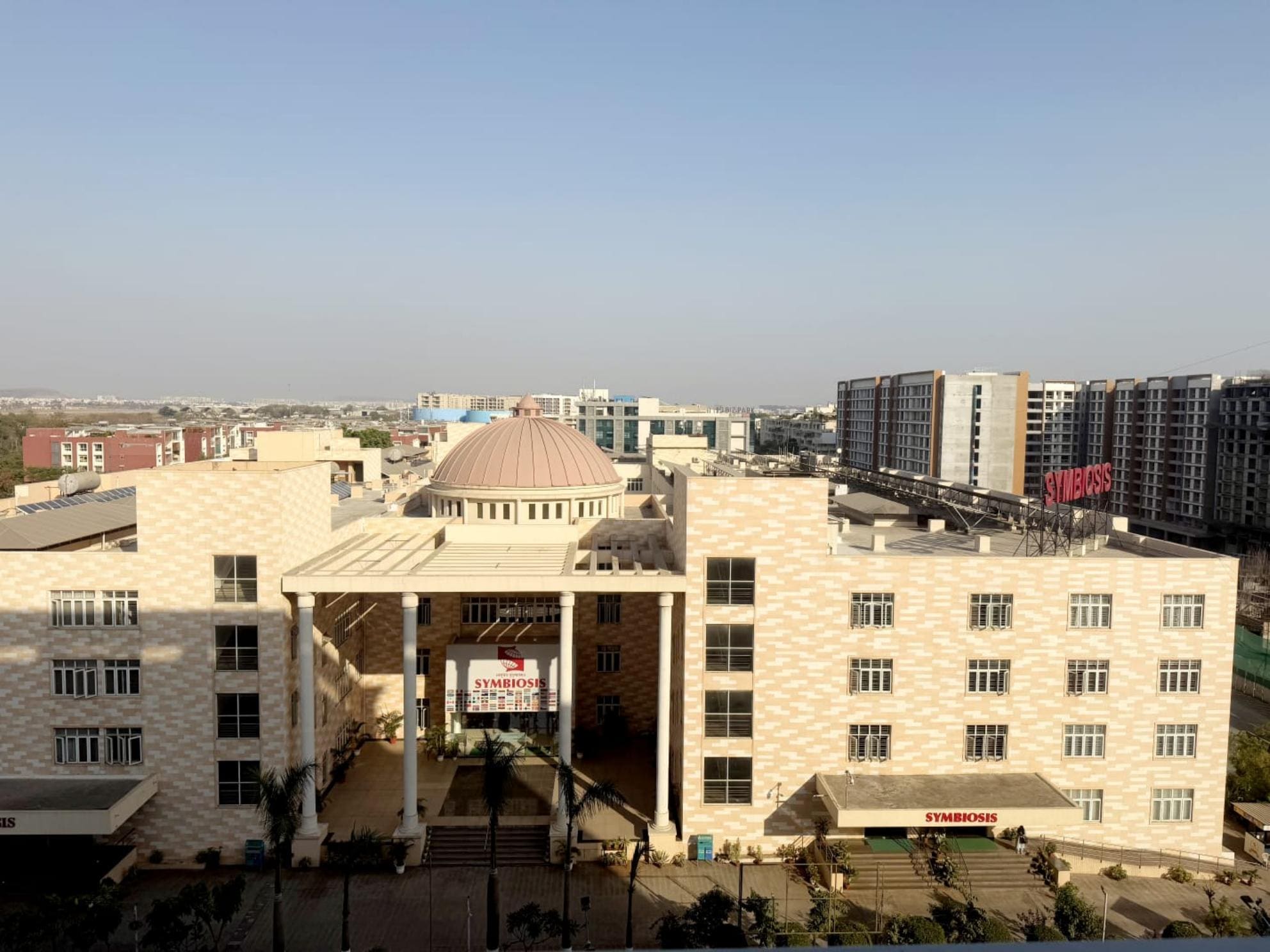 Luxurious 3bhk viman nagar by Royal Luxor - Tap to explore photos