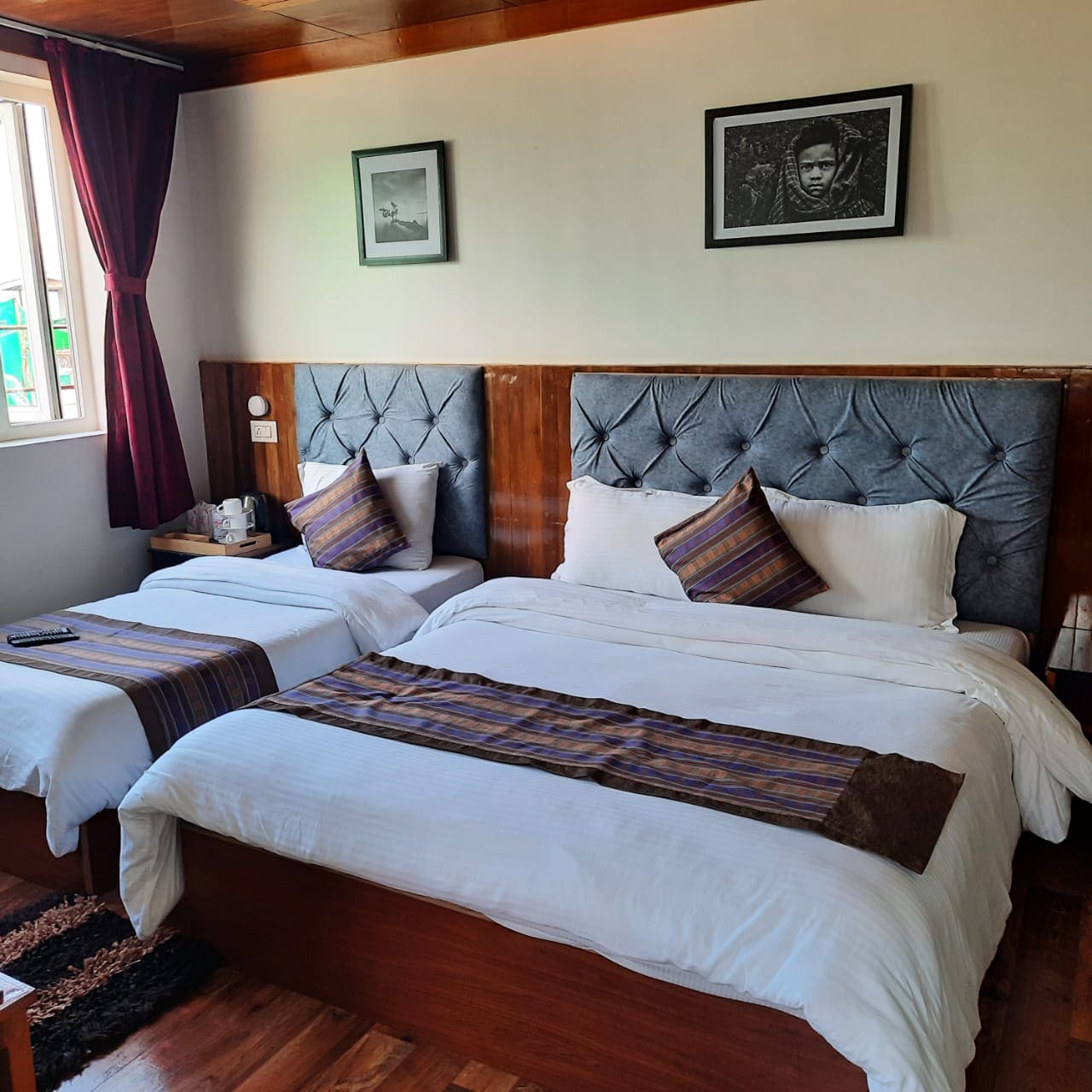 Hotel RaphKhang - Tap to explore photos