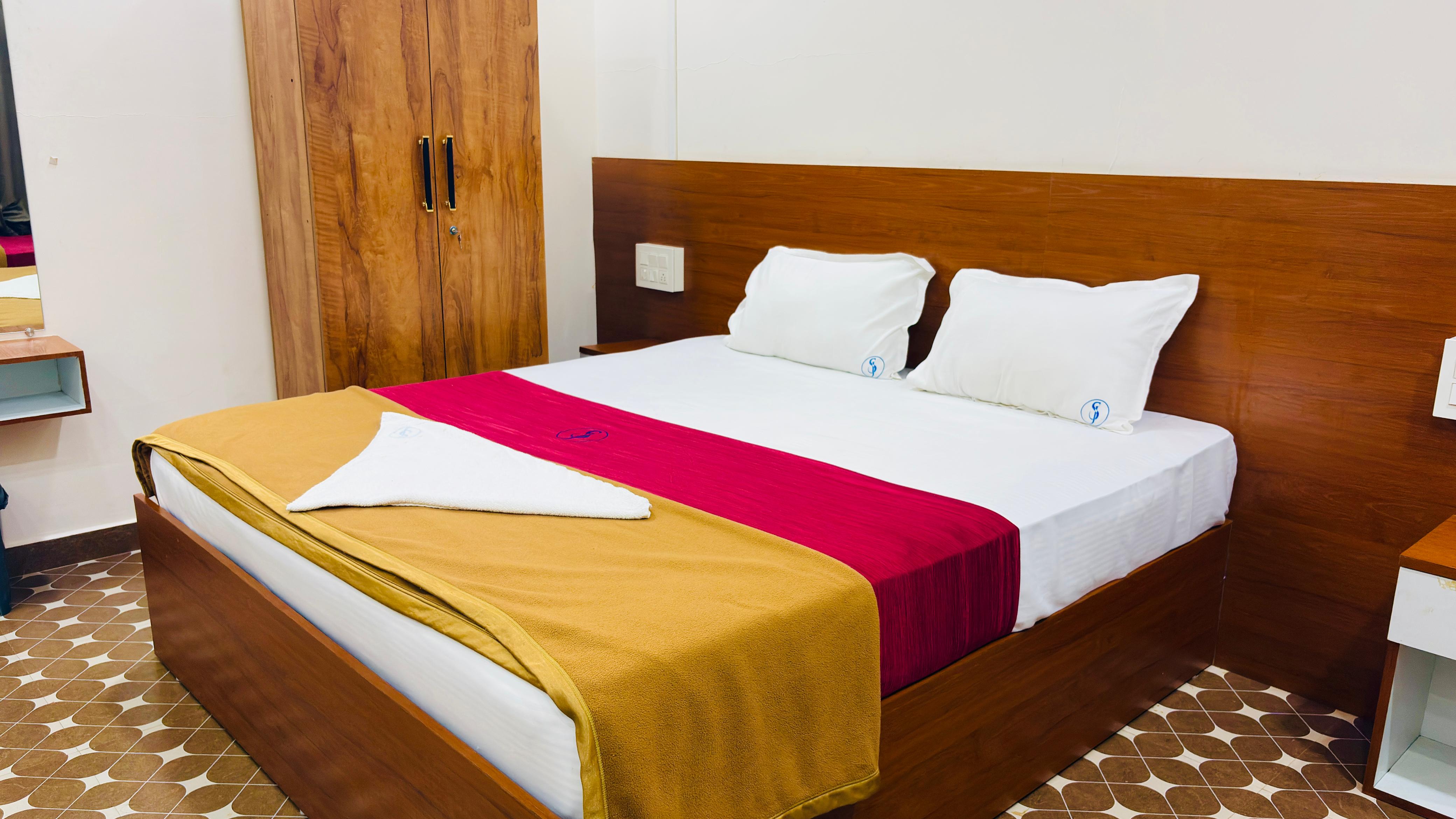 HOTEL UDUPI VAIBHAV - Tap to explore photos