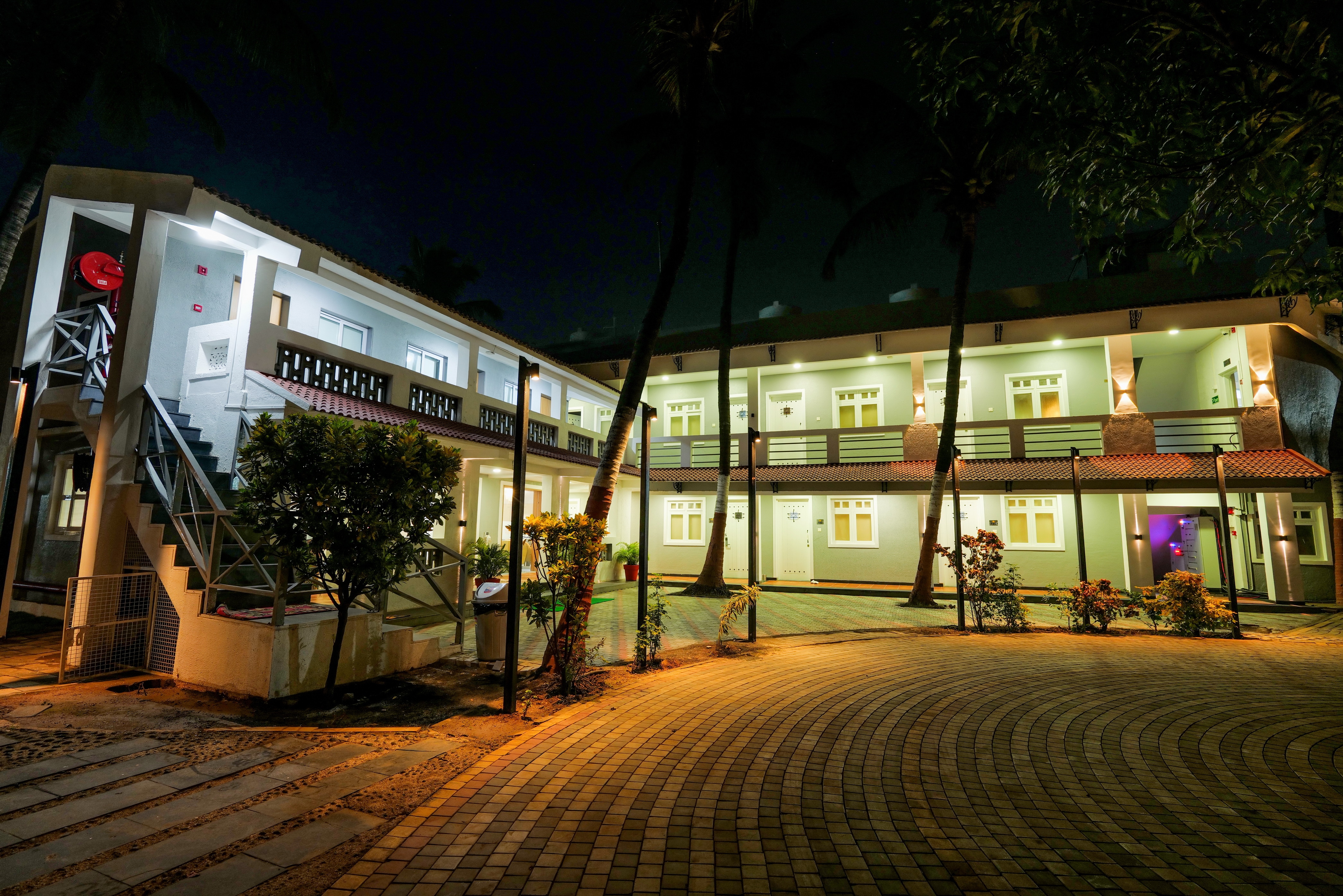 Gold Beach Villa Daman - Tap to explore photos