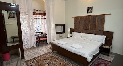 Hotel Pushkar Heritage Room Type - Deluxe Room Hotel Pushkar Heritage Room Type - Deluxe Room