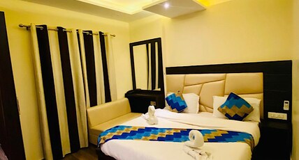 Hotel Kabir Residency | 4 Min Walk to Golden Temple Room Type - Deluxe Interconnected TWO ROOMS SET