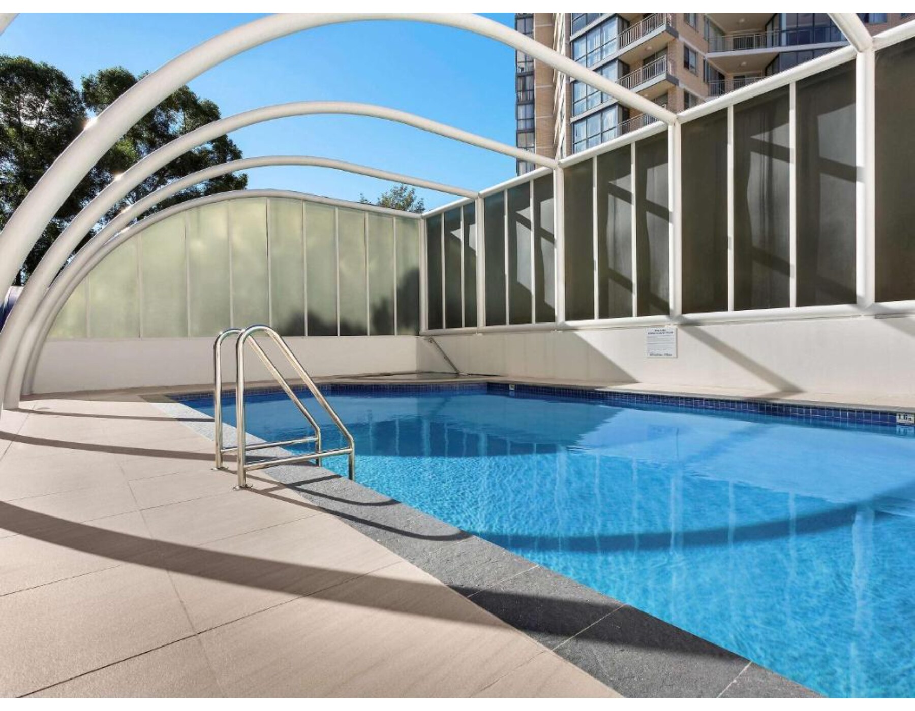 Novotel Sydney Parramatta - Tap to explore photos
