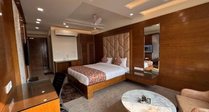 HOTEL CASA ROYAL Room Type - BUSINESS LUXURY