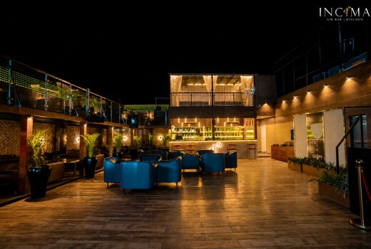 Hotel Dazzling