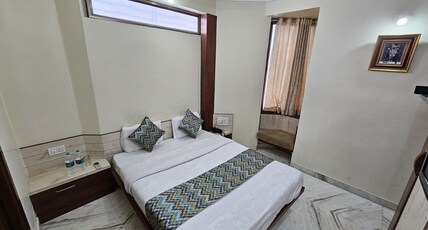 Hotel Shri Vithalesh (In Front of Temple) Room Type - Standard Room