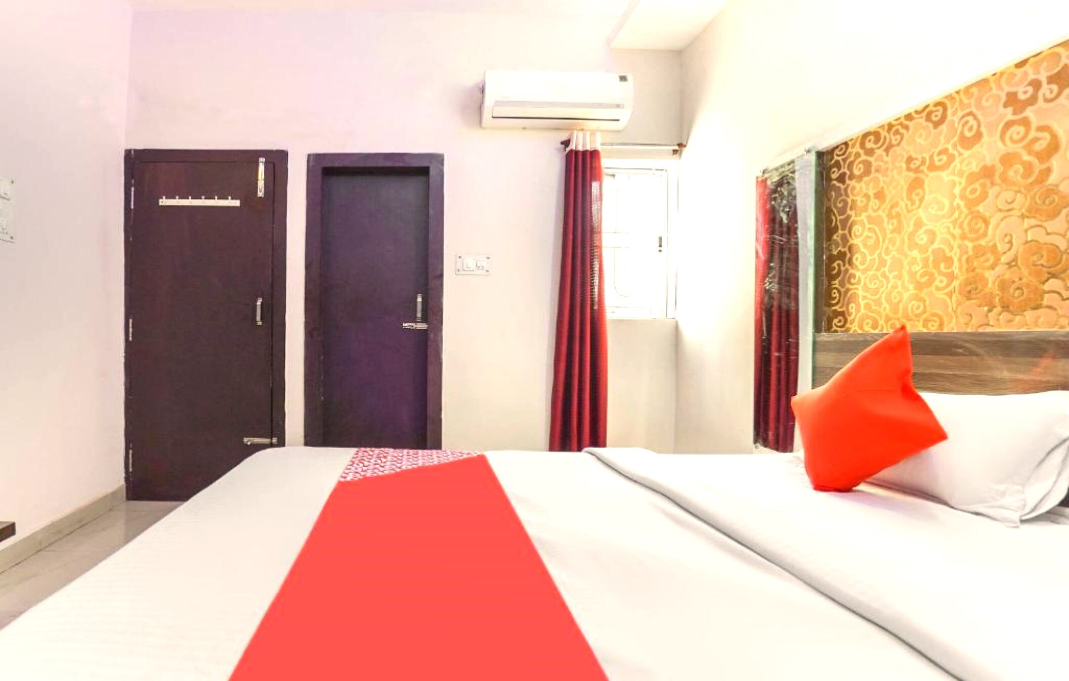 HOTEL AASHIRVAD INN - Tap to explore photos