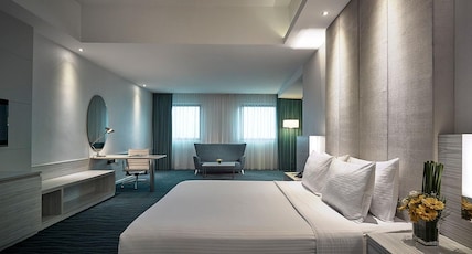 Sunway Hotel Putra Kuala Lumpur Room Type - Deluxe City View Sunway Hotel Putra Kuala Lumpur Room Type - Deluxe City View
