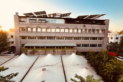 Hotel Airport Centre Point