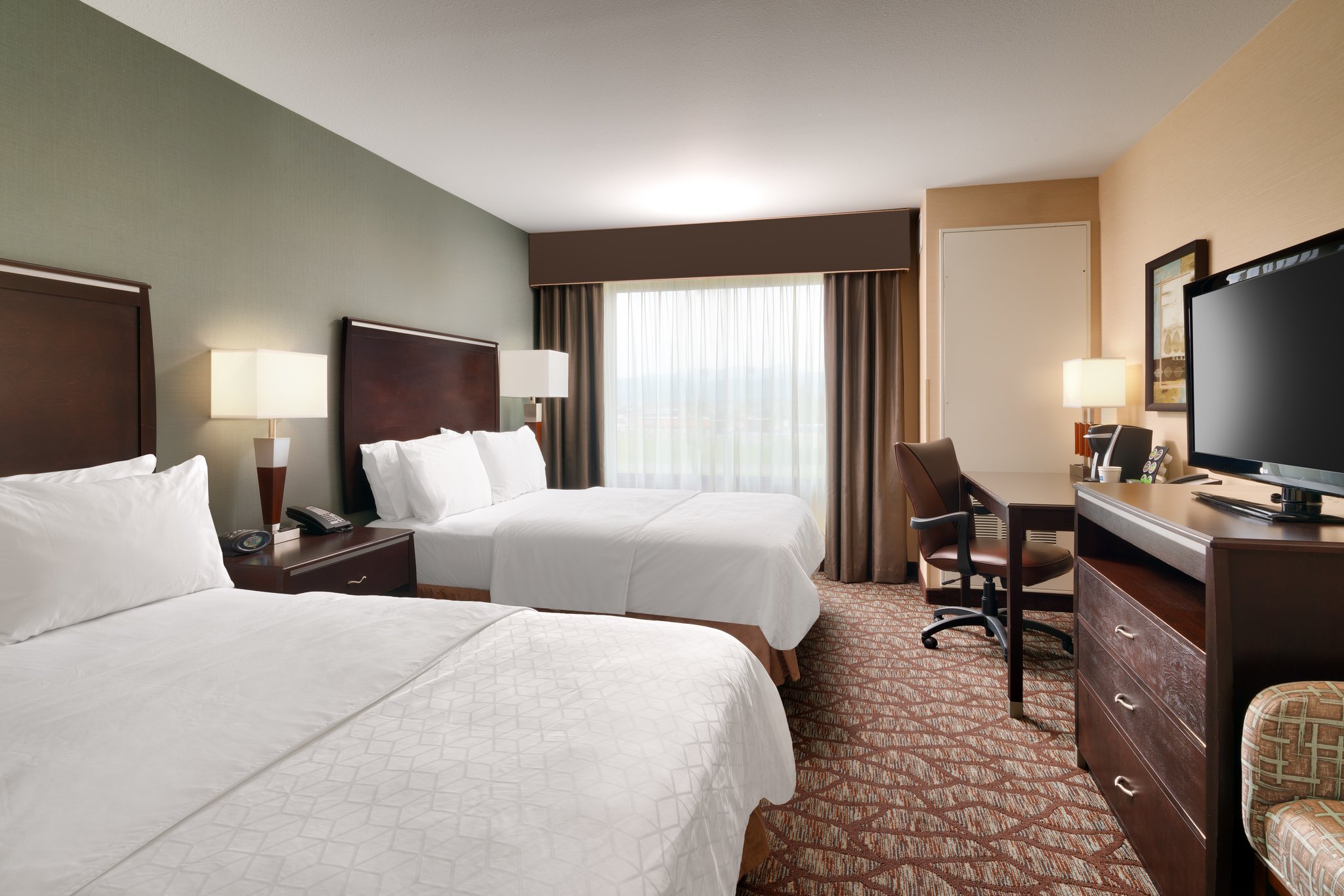 Holiday Inn Express Hotel & Suites Butte - Tap to explore photos