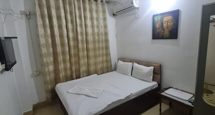 Joyable Homestay | Rooms & Caretaker Room Type - 1 Bhk(2 Room)AC Appartment with kitchen