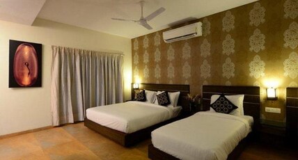 JC Castle, Shirdi Room Type - Classic Family Room With FREE Shuttle Pickup - Drop to Sai Baba Temple. JC Castle, Shirdi Room Type - Classic Family Room With FREE Shuttle Pickup - Drop to Sai Baba Temple.