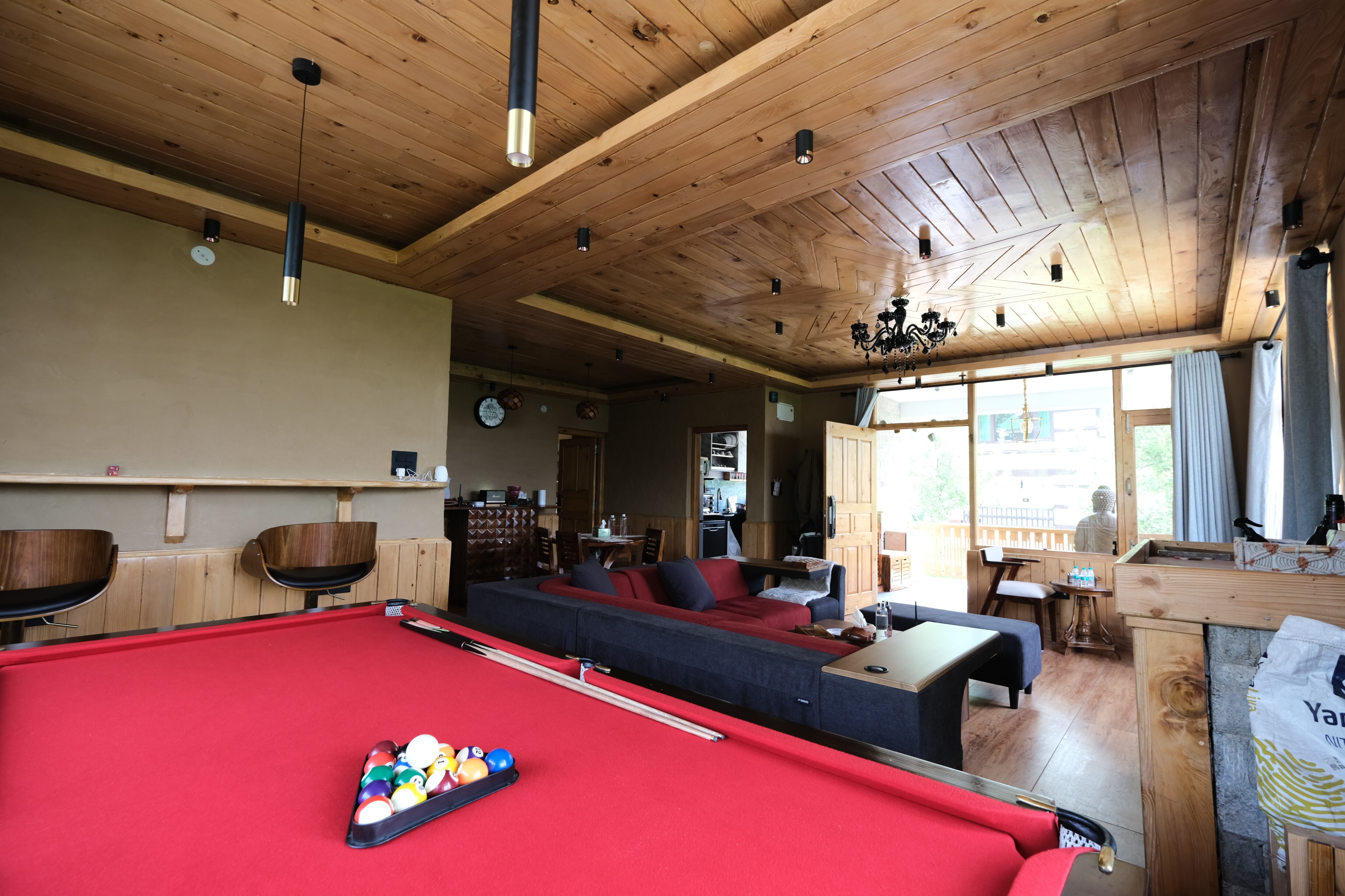 Prakasa Manali - Tap to explore photos