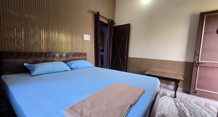 Pahadi Nest Room Type - Cedar Nest Room