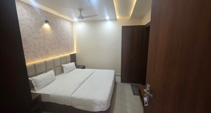 ARISTO INN Room Type - Room No. 203 (2nd Floor)