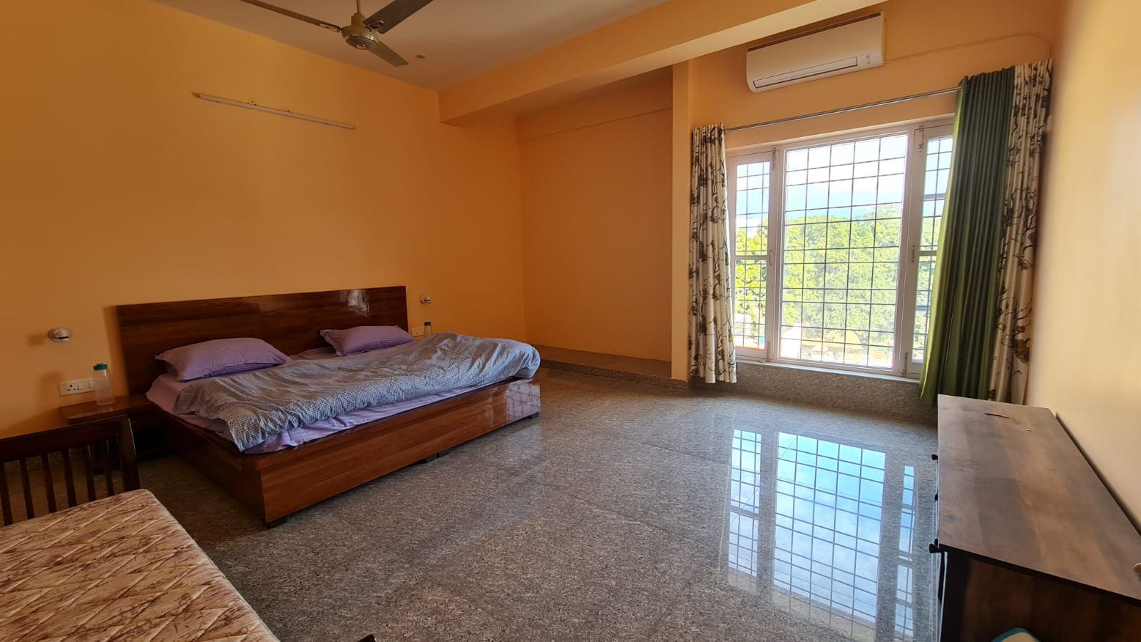 Kailasha Homestay - Tap to explore photos