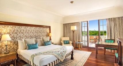 The Oberoi Amarvilas Room Type - Premier Room with Balcony King