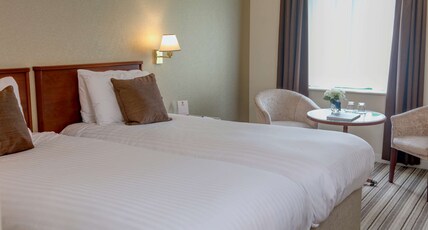 Best Western Plus Bentley Hotel, Leisure Club & Spa Room Type - 2 Single Beds, Non-Smoking, Disabled Adapted Room