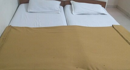 National Deluxe Lodge Room Type - Standard Room AC