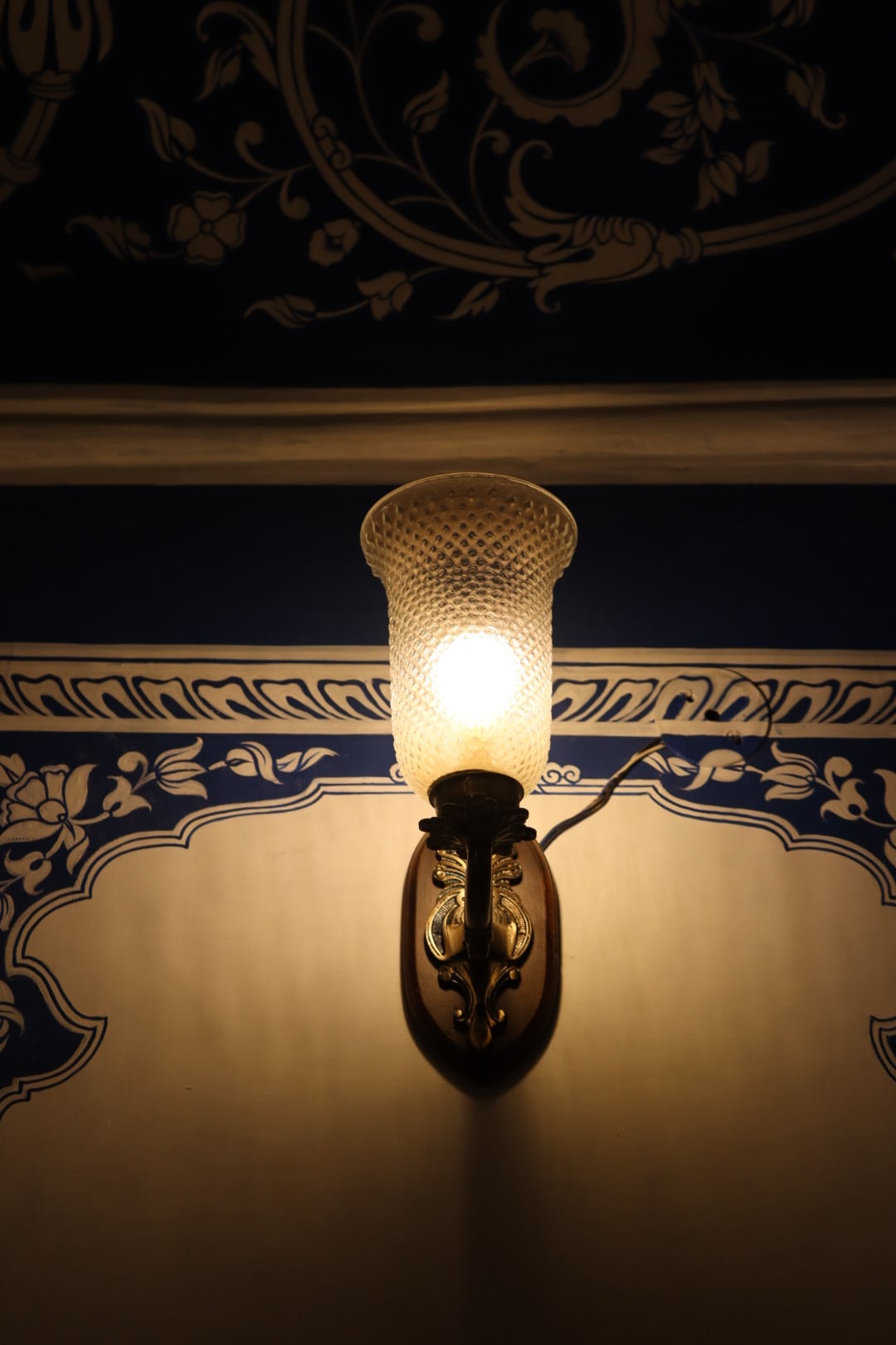 Hotel Mandawa Vilas - Tap to explore photos