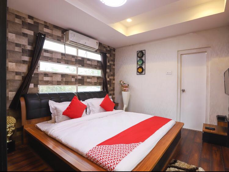 Purple homestay (40 Kms from Surat) - Tap to explore photos