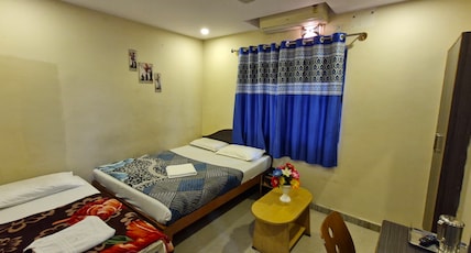 Blue Moon Residency Room Type - Triple AC Room