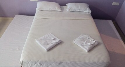 POORNIMA BEACH HOLIDAY HOME Room Type - 4 Person Standard Ac with sea view Room