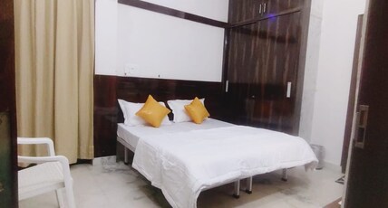 The Drop Homestay Room Type - Deluxe Room