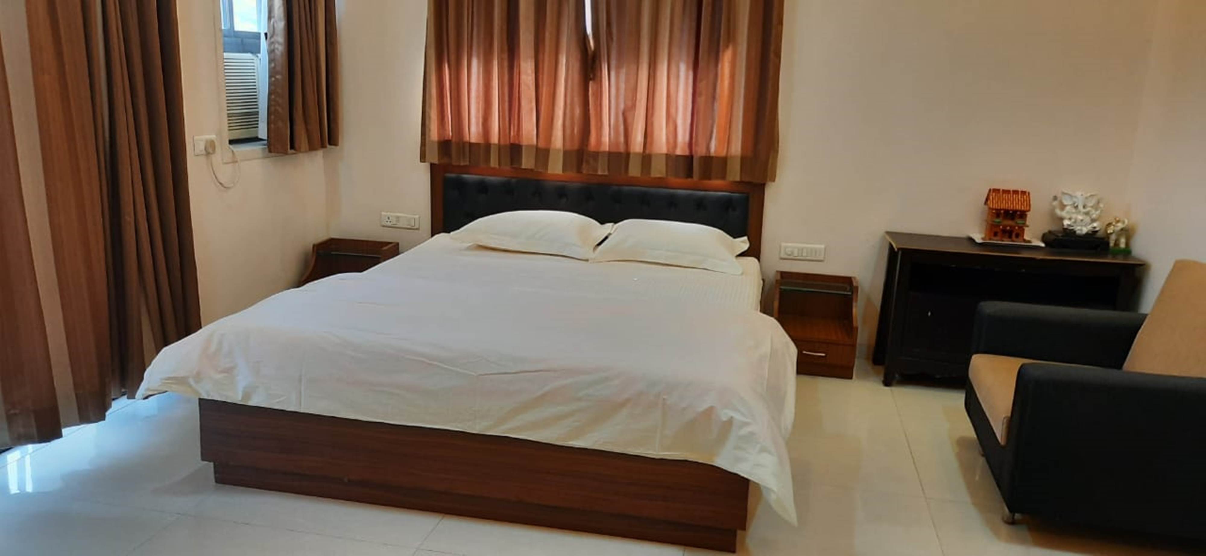SSM MANUMITA 4BHK LUXURY VILLA - Tap to explore photos